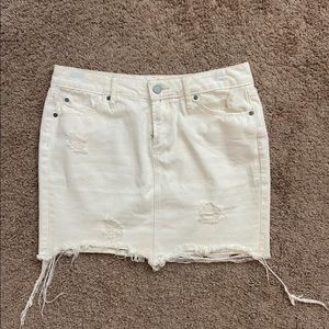 White denim skirt